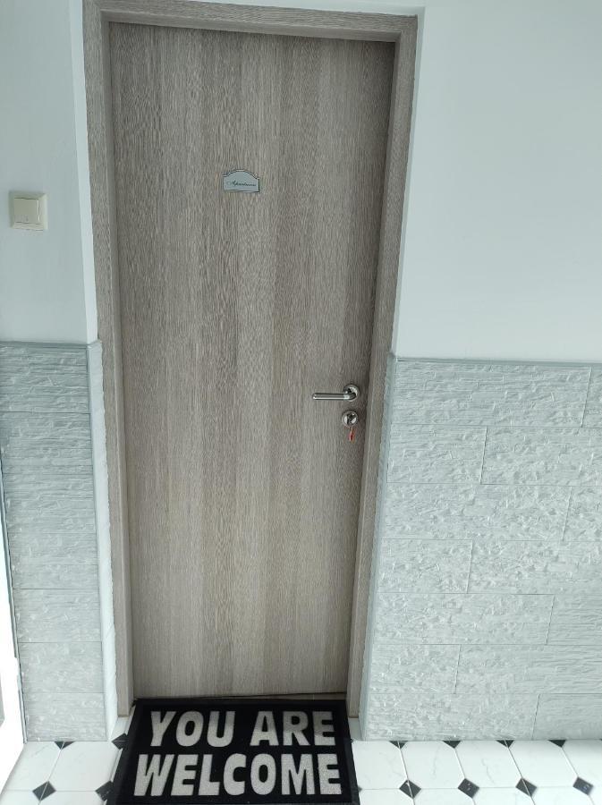 Happy Apartment Karlovac Extérieur photo