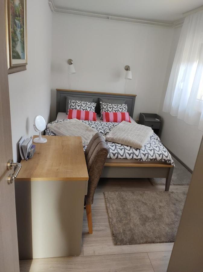 Happy Apartment Karlovac Extérieur photo