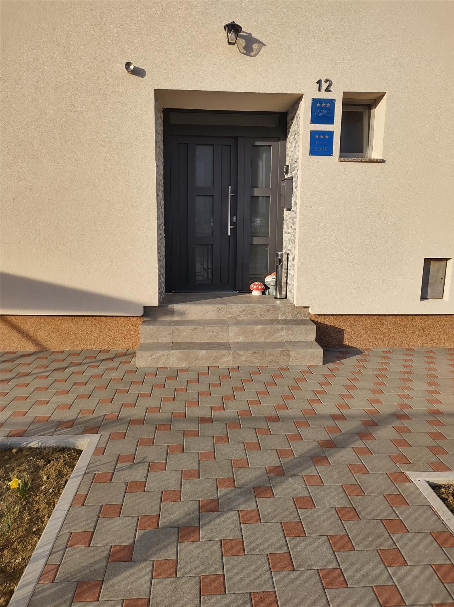 Happy Apartment Karlovac Extérieur photo